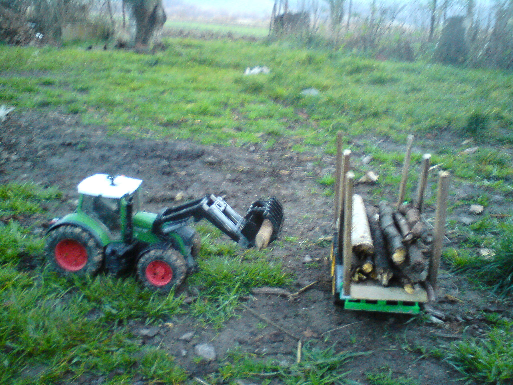 fendt naklada.jpg